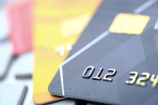 nhận biết V9bet giả